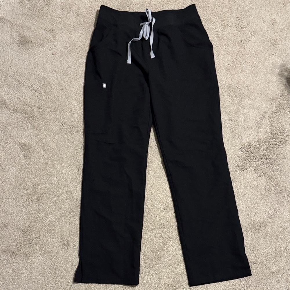 Figs women’s scrub pant  with Gray Drawstring